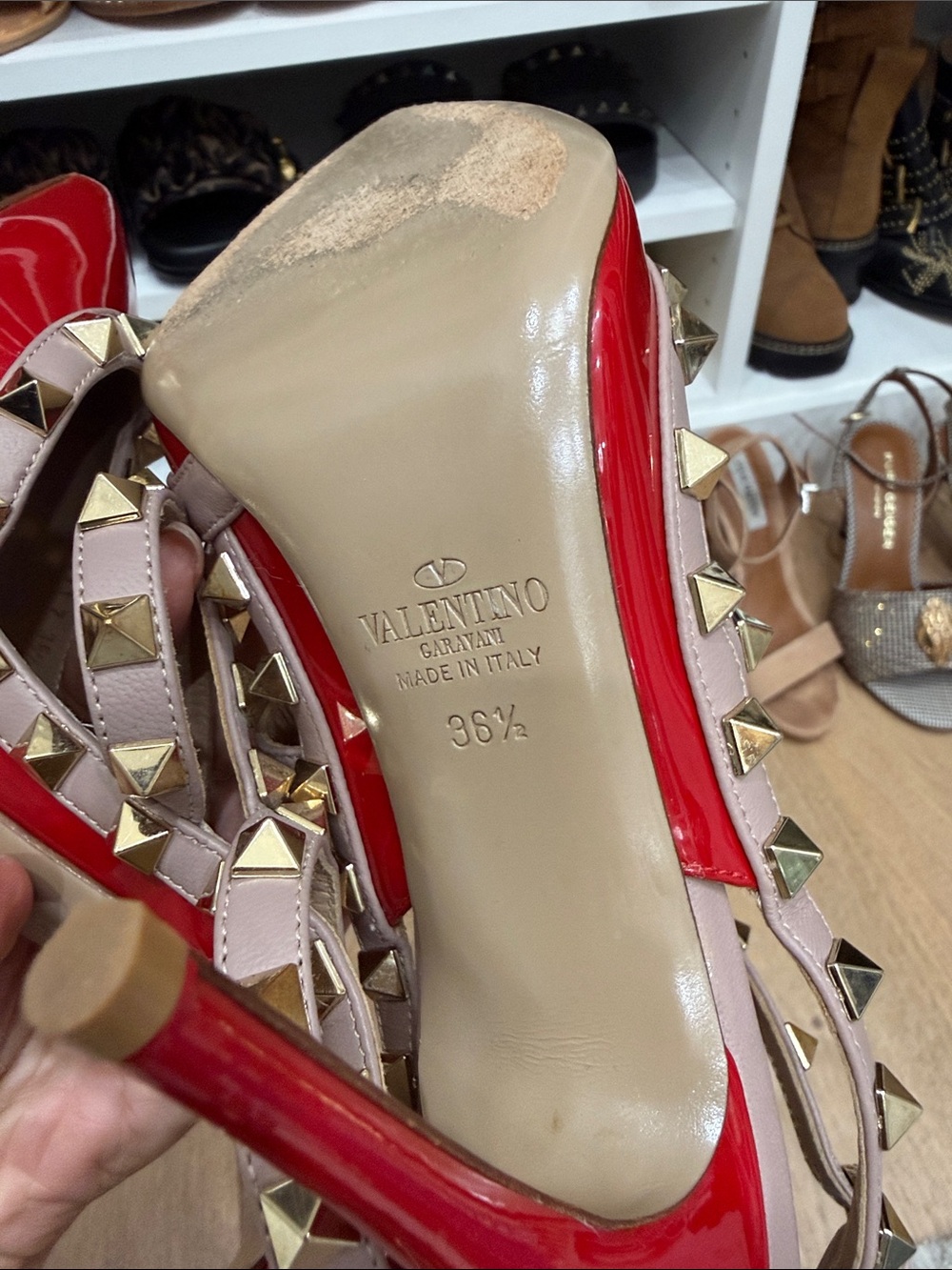 Valentino Garavani Red Patent Leather Rockstud T-Strap Pumps 36.5 - Picture 5 of 5